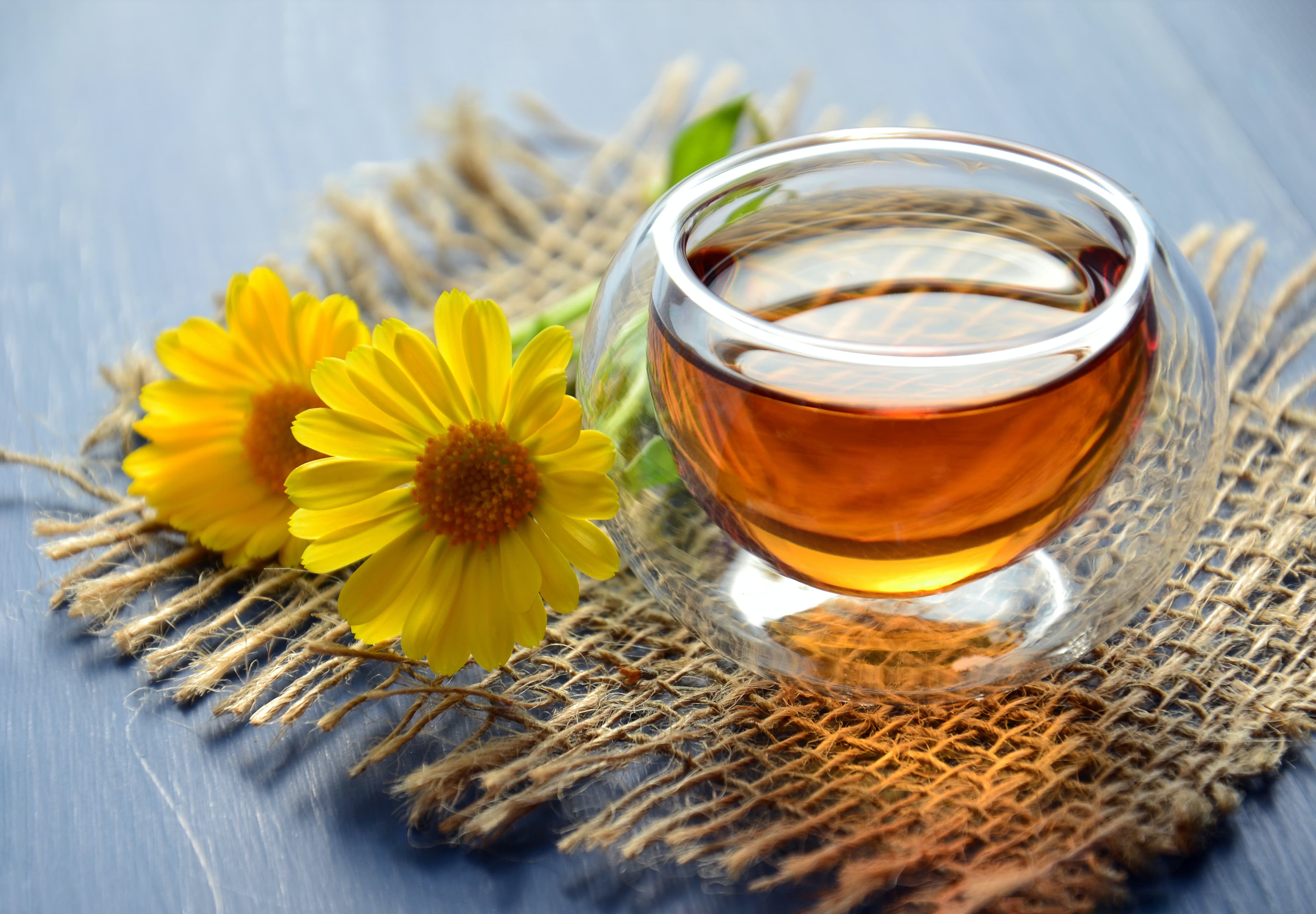 8 Thirst-Quenching Herbal Teas for a Refreshing Summer