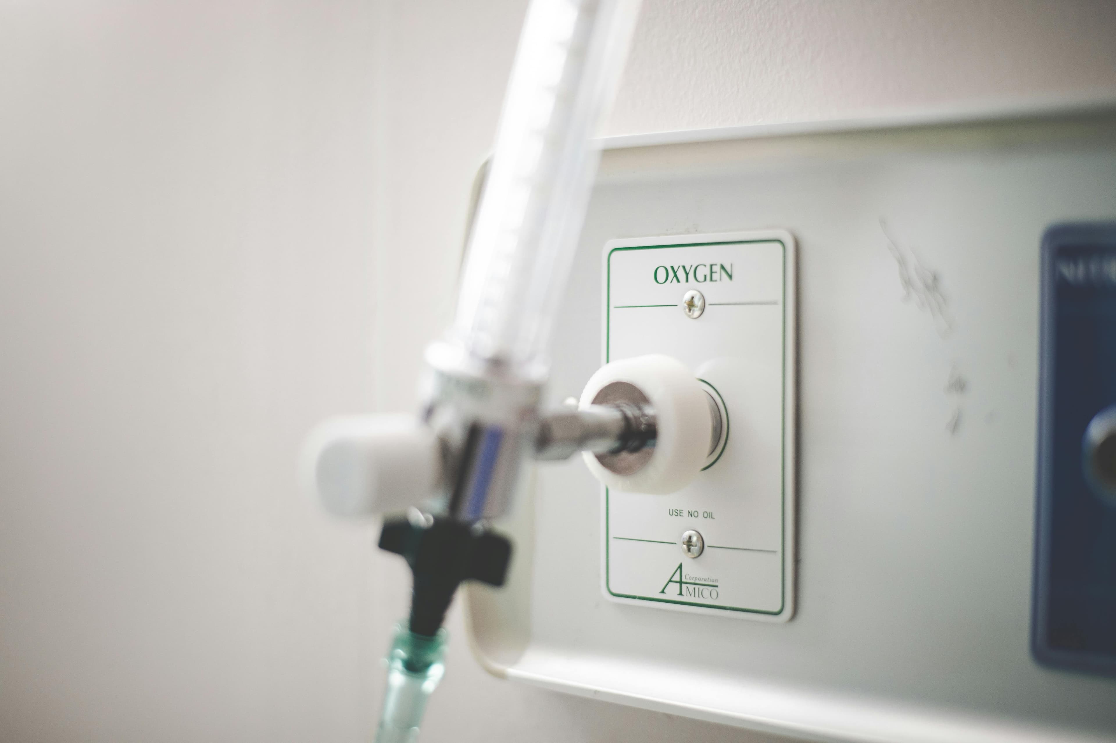 How to Refill an Oxygen Tank