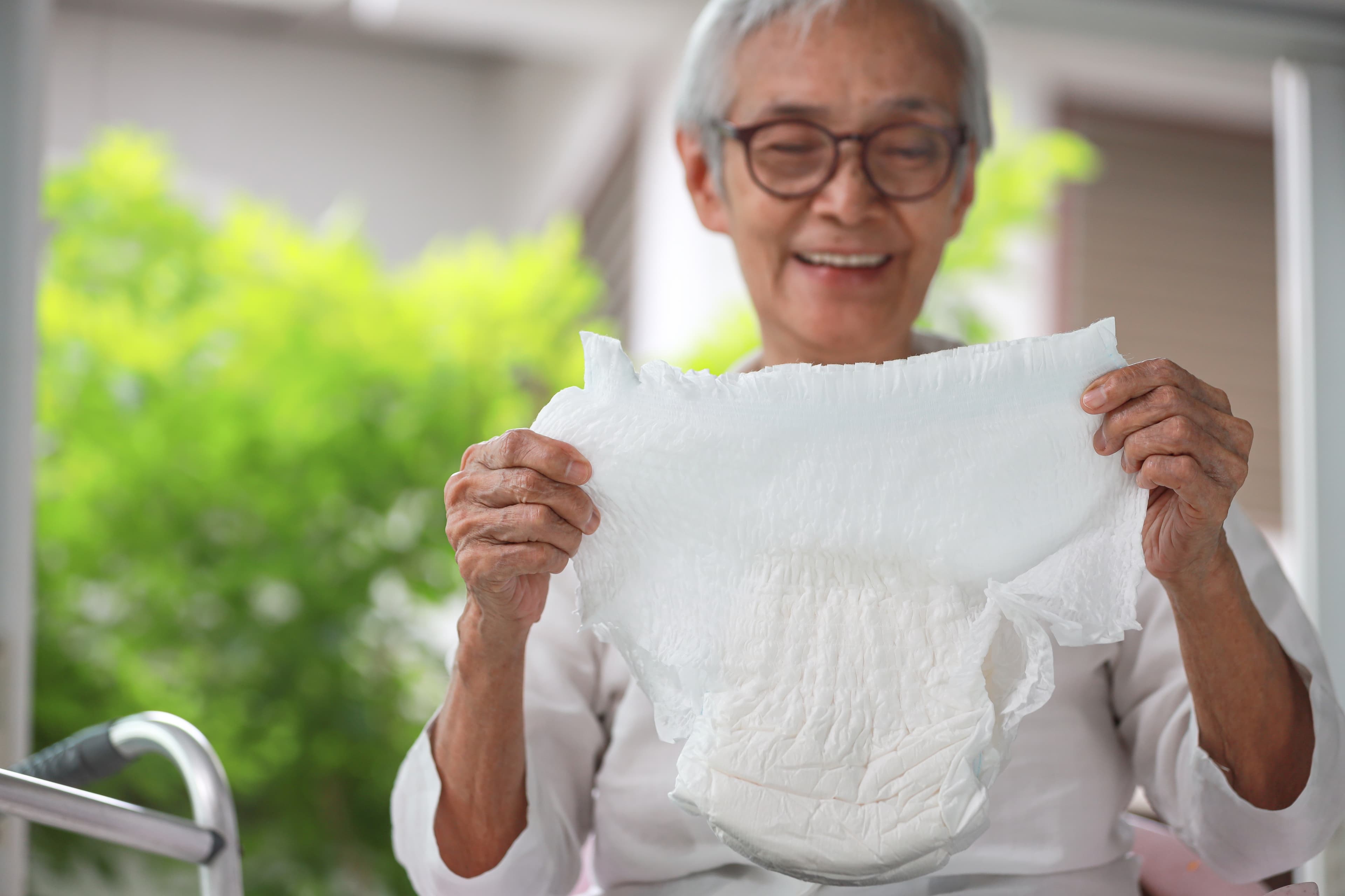 The Best Adult Diapers for Bowel Incontinence of 2025